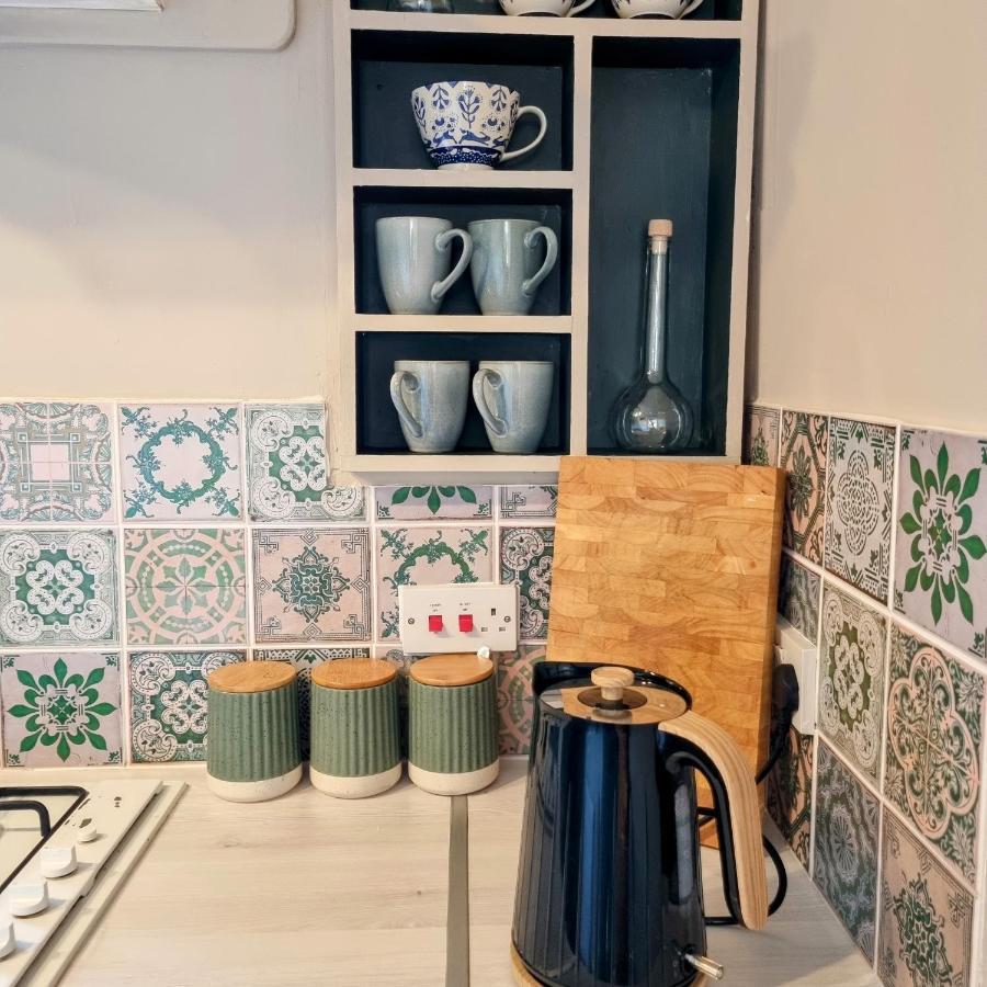 2 Bedroom House Within Walking Distance Of Town Cowes  Εξωτερικό φωτογραφία